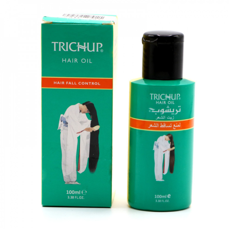 Trichup Hair Oil is een haarolie die de natuurlijke voordelen van sesam- en kokosolie combineert. Deze olie is verrijkt met kruidenextracten, waaronder amla, zoethout en bhringaraj, die bekend staan om hun eigenschappen die helpen bij het verminderen van haaruitval. Trichup is een favoriete keuze van miljoenen mensen voor effectieve controle en preventie van haaruitval.